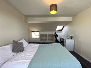 Photo 18- click for photo gallery